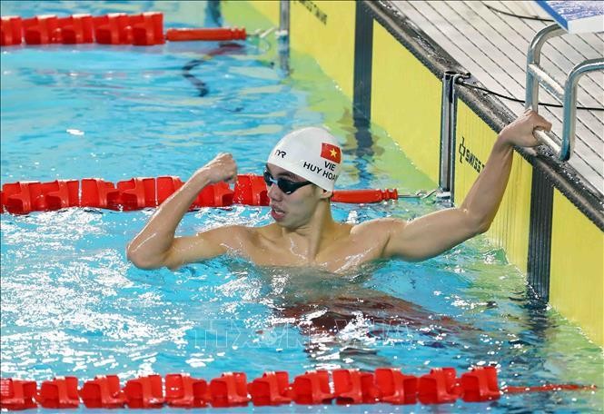 Kình ngư Nguyễn Huy Hoàng phá kỷ lục SEA Games ảnh 1