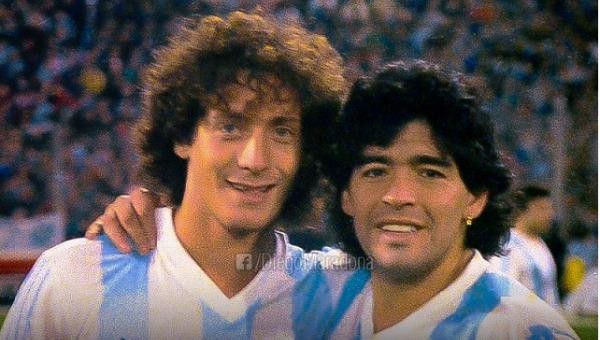 Maradona và đội tuyển Argentina có nhiều kỷ niệm với thế hệ 7x, 8x qua các kỳ World Cup.