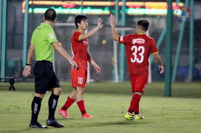 Công Phượng đã ghi bàn trong trận giao hữu giữa ĐT Việt Nam và U22