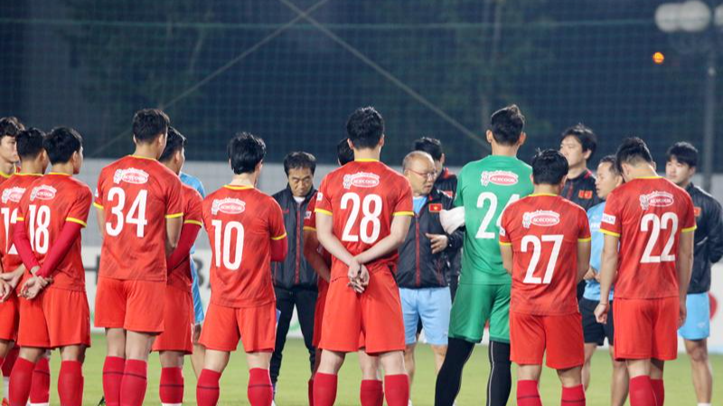 Ông Park Hang-seo gọi lại thủ môn Văn Lâm đá giao hữu với Afghanistan