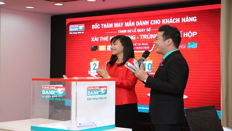 Xài thẻ Kienlongbank trúng ô tô giá trị 660 triệu đồng