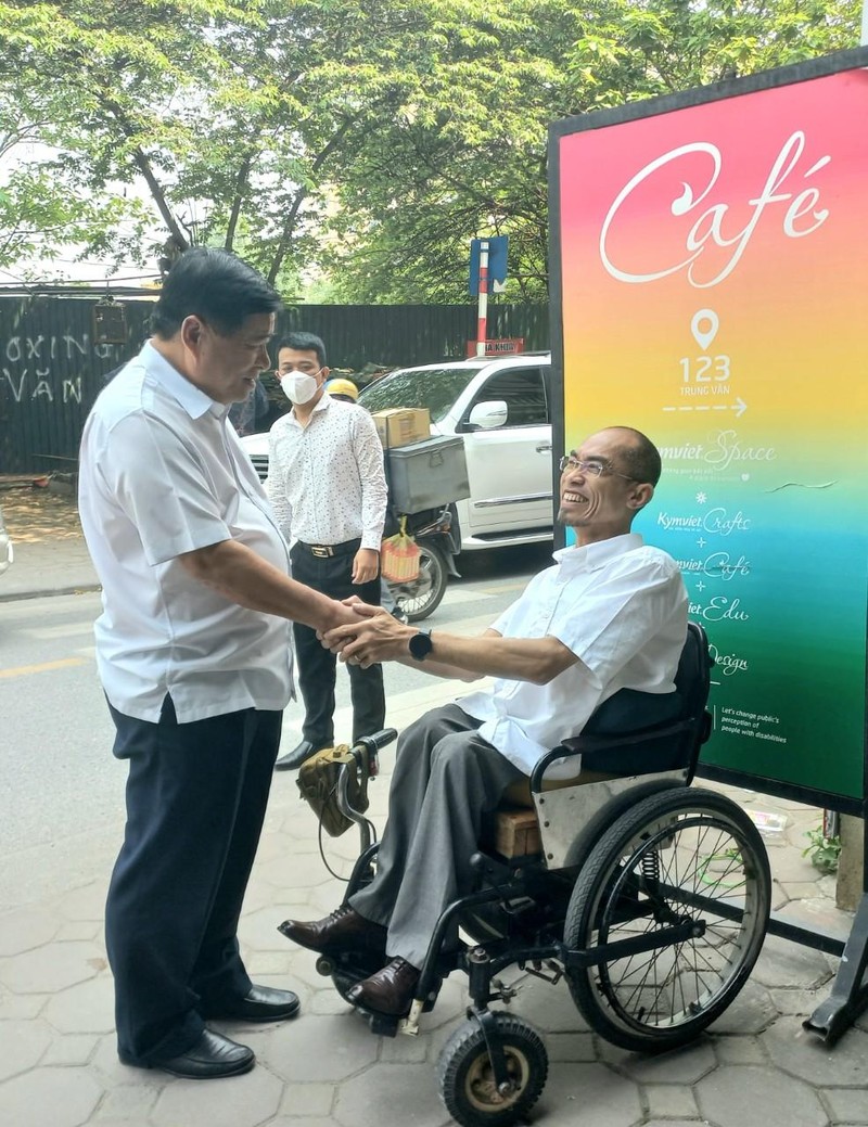 Tư lệnh ngành KH&ĐT thăm các “chiến binh” Kym Việt ảnh 3