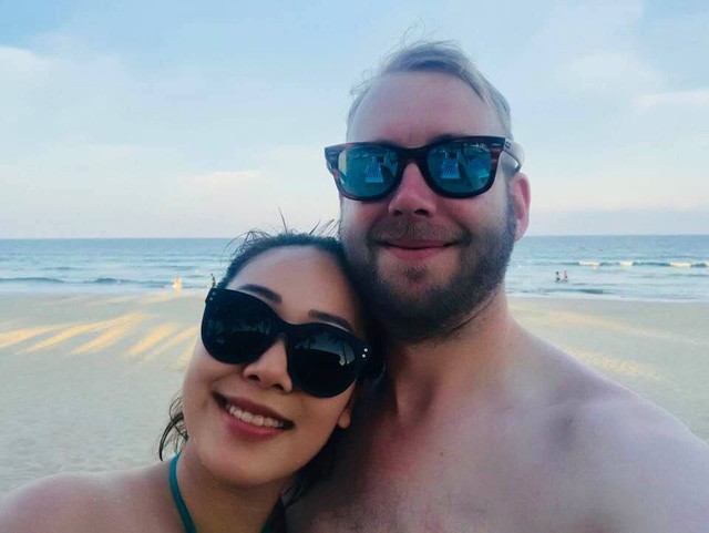 Ngô Phương Lan và ông xã.