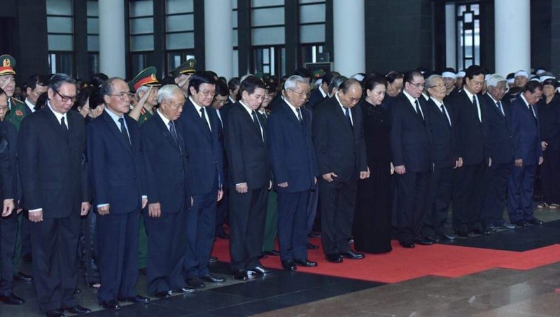 Tiễn biệt nguyên Chủ tịch nước, Đại tướng Lê Đức Anh