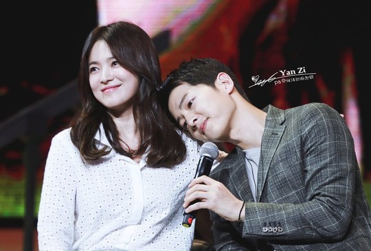 Cặp đôi Hậu duệ mặt trời chia tay: Park Bo Gum cảnh báo pháp lý - Ảnh 4. Cặp đôi Hậu duệ mặt trời chia tay: Park Bo Gum cảnh báo pháp lý - Ảnh 4.