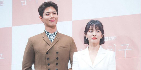 Cặp đôi Hậu duệ mặt trời chia tay: Park Bo Gum cảnh báo pháp lý - Ảnh 1. Cặp đôi Hậu duệ mặt trời chia tay: Park Bo Gum cảnh báo pháp lý - Ảnh 1.