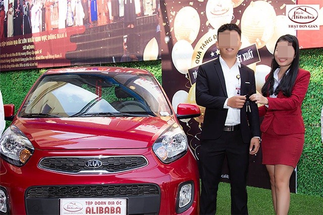 Lý giải nhân viên sống chết với địa ốc Alibaba và Nguyễn Thái Luyện - 4 Lý giải nhân viên sống chết với địa ốc Alibaba và Nguyễn Thái Luyện - 4