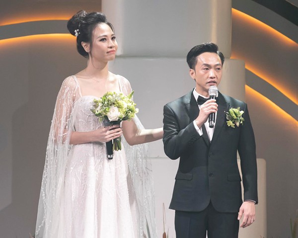 Vì sao Hoa hậu Thu Thảo, Đông Nhi, Đàm Thu Trang được lòng mẹ chồng đại gia? - Ảnh 5. Vì sao Hoa hậu Thu Thảo, Đông Nhi, Đàm Thu Trang được lòng mẹ chồng đại gia? - Ảnh 5.