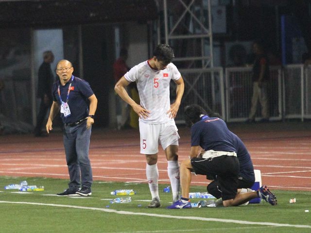 Đoàn Văn Hậu: “Tôi đã xin lỗi Evan Dimas vì tình huống va chạm” - 2 Đoàn Văn Hậu: “Tôi đã xin lỗi Evan Dimas vì tình huống va chạm” - 2