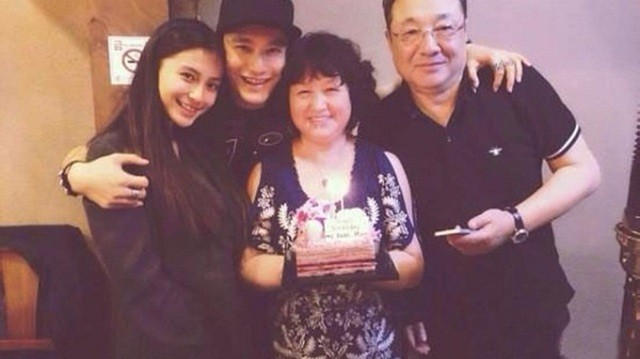 Giữa tin đồn ly hôn, Angelababy tiết lộ lý do kết hôn với Huỳnh Hiểu Minh - 2 Giữa tin đồn ly hôn, Angelababy tiết lộ lý do kết hôn với Huỳnh Hiểu Minh - 2