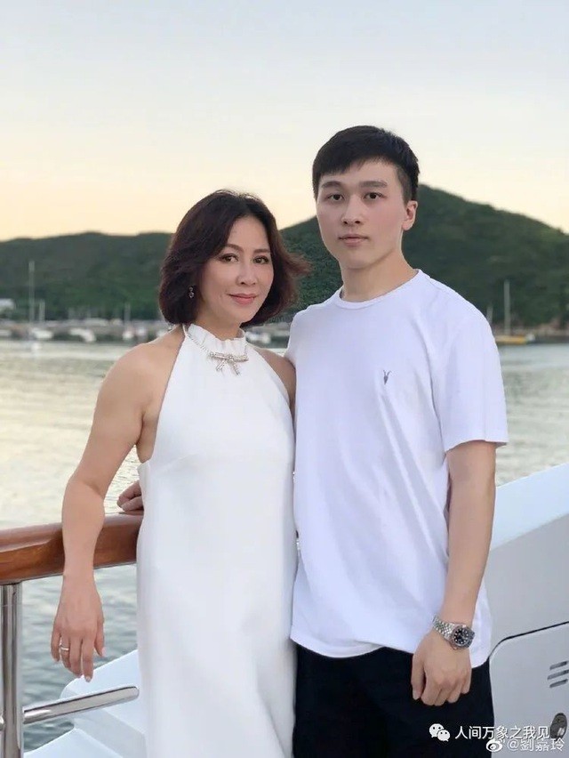 Lưu Gia Linh - Chị đại quyền lực và giàu có của làng giải trí Hồng Kông - 12 Lưu Gia Linh - Chị đại quyền lực và giàu có của làng giải trí Hồng Kông - 12
