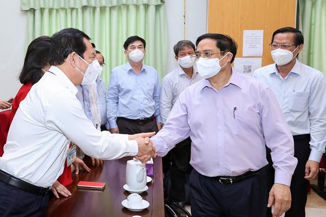 Thủ tướng: TP HCM 'đi trước đón đầu', bản lĩnh trong phòng, chống dịch ảnh 1
