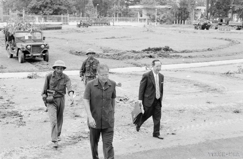 Hình ảnh thành phố Sài Gòn sống trong niềm vui chiến thắng 30/4/1975 ảnh 23