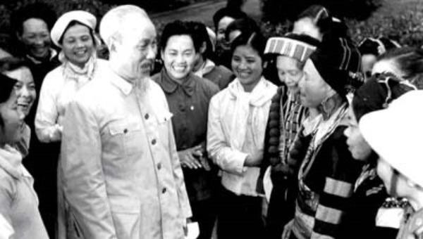 Sinh thời, Chủ tịch Hồ Chí Minh luôn nhấn mạnh tới công tác xây dựng khối đại đoàn kết toàn dân tộc.