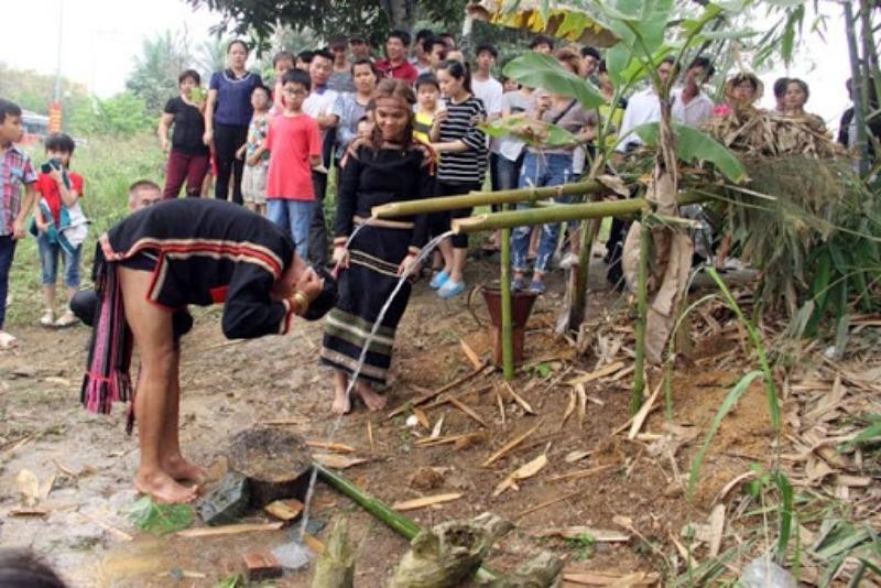 Lễ trưởng thành sẽ bắt đầu với nghi lễ rửa mặt.