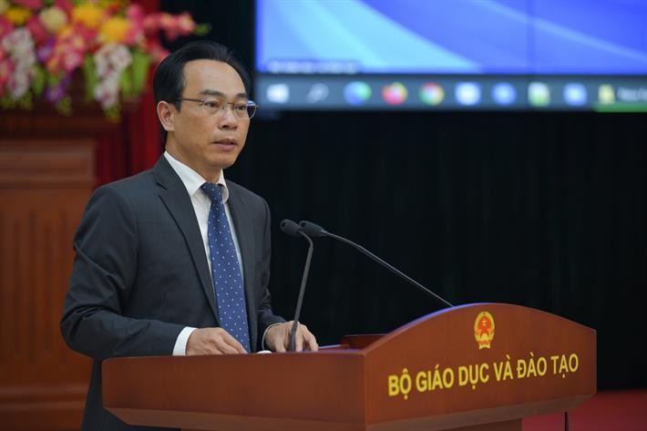 Thứ trưởng Hoàng Minh Sơn phát biểu kết luận Hội nghị.