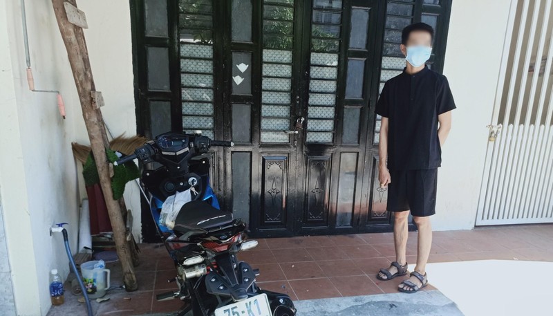 Anh Lê C bị đề xuất phạt 7,5 triệu đồng vì đi mua cafe khi TP đang thực hiện giãn cách.