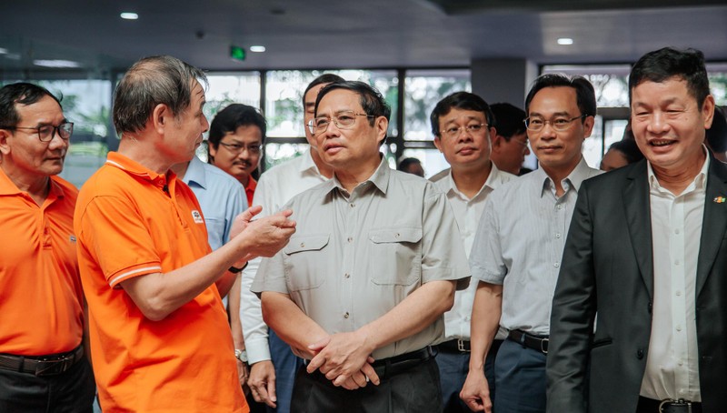 Thủ tướng Phạm Minh Chính khảo sát một số dự án trong các lĩnh vực công nghệ cao tại Đà Nẵng