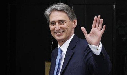 Ông Philip Hammond