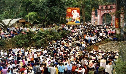 Hàng triệu người hành hương về Lễ Giỗ Tổ Hùng Vương.