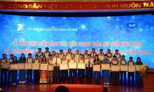 Lấy sự hài lòng của khách hàng làm thước đo