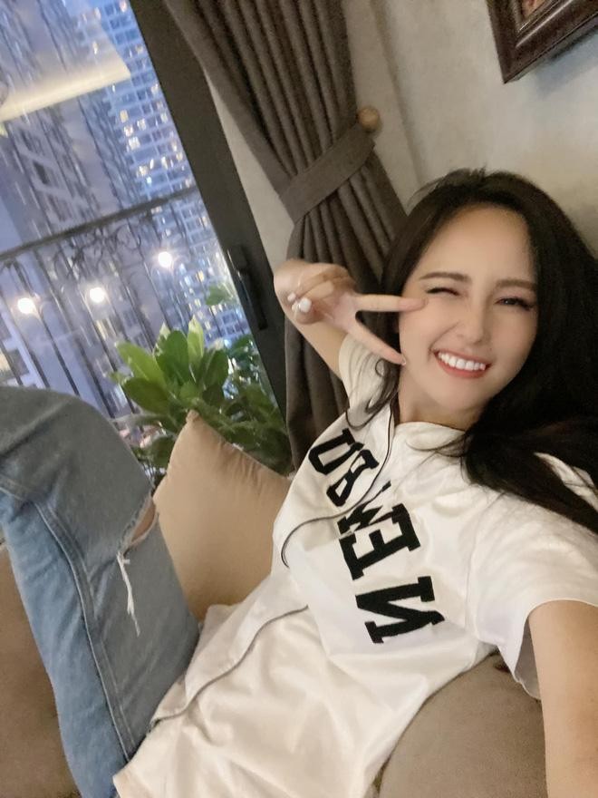 Căn hộ của hoa hậu Mai Phương Thuý đơn giản đến khó tin ảnh 11
