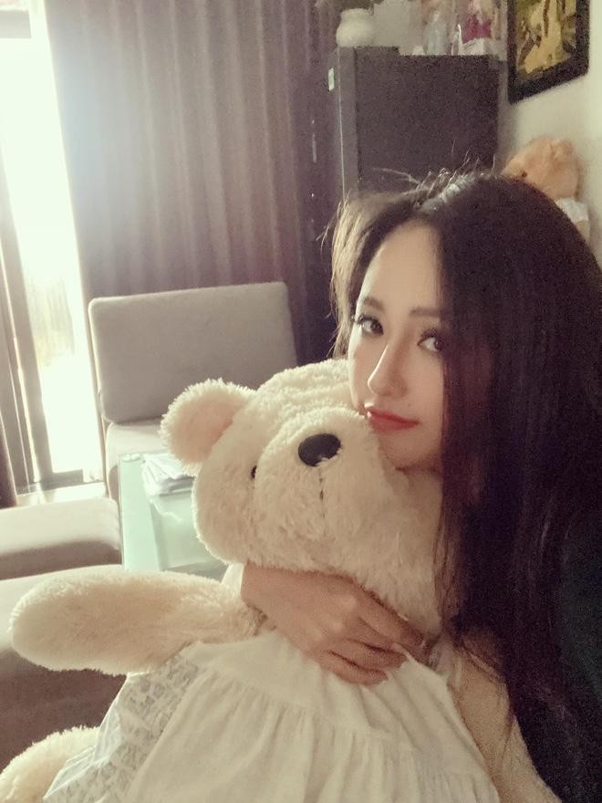 Căn hộ của hoa hậu Mai Phương Thuý đơn giản đến khó tin ảnh 12