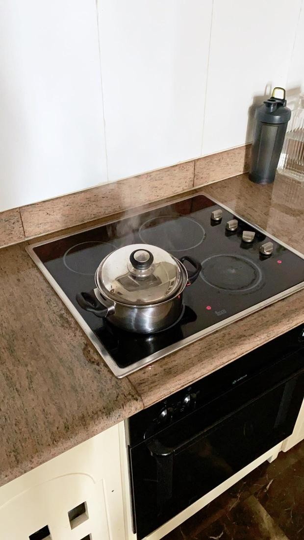 Căn hộ của hoa hậu Mai Phương Thuý đơn giản đến khó tin ảnh 8