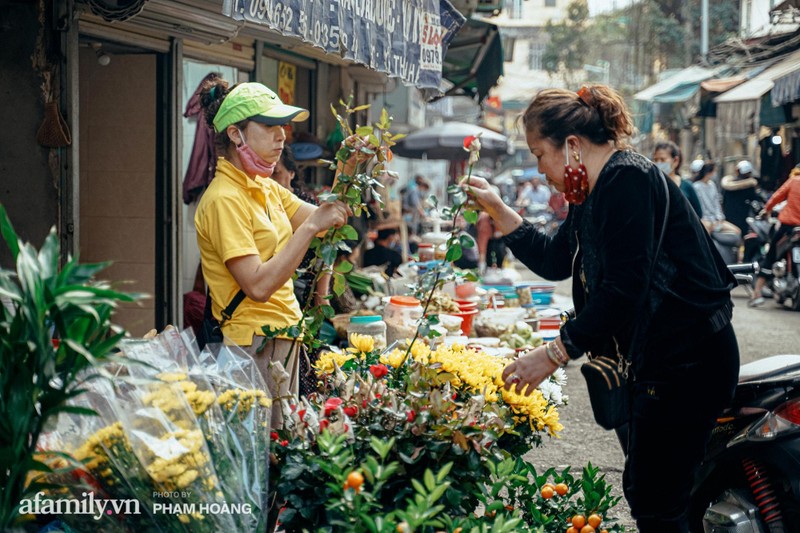 Ngôi chợ lâu đời nhất phố cổ được giới nhà giàu chuộng mua vì toàn đồ chất lượng tươi ngon ảnh 13