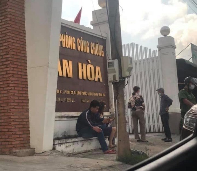 Nóng: Điều tra vụ cướp giật hơn 200 triệu đồng tại cổng phòng công chứng ở Đồng Nai - Ảnh 2. Nóng: Điều tra vụ cướp giật hơn 200 triệu đồng tại cổng phòng công chứng ở Đồng Nai - Ảnh 2.