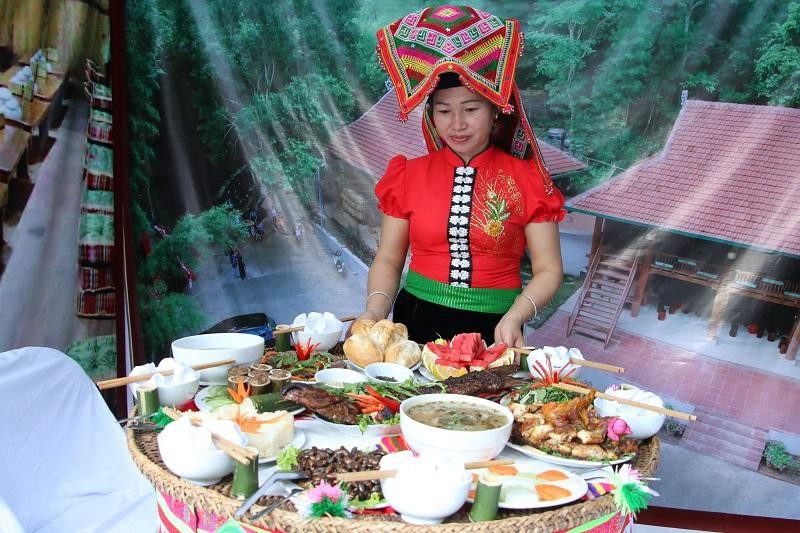 Đặc sắc ẩm thực món “Pa pỉnh tộp” của người Thái vùng cao ảnh 4