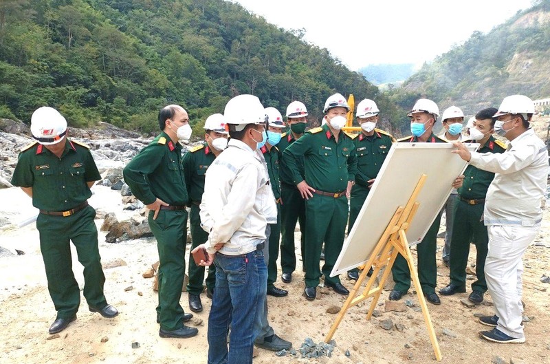‘Thâu đêm suốt sáng’ bên dòng Sê San ảnh 4