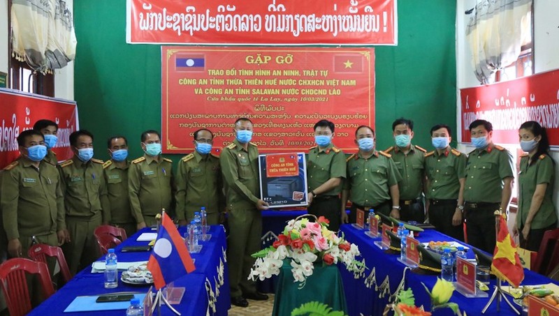 Công an tỉnh Thừa Thiên - Huế và Sở An ninh 2 tỉnh Salavan, Sê Kong tăng cường hợp tác.