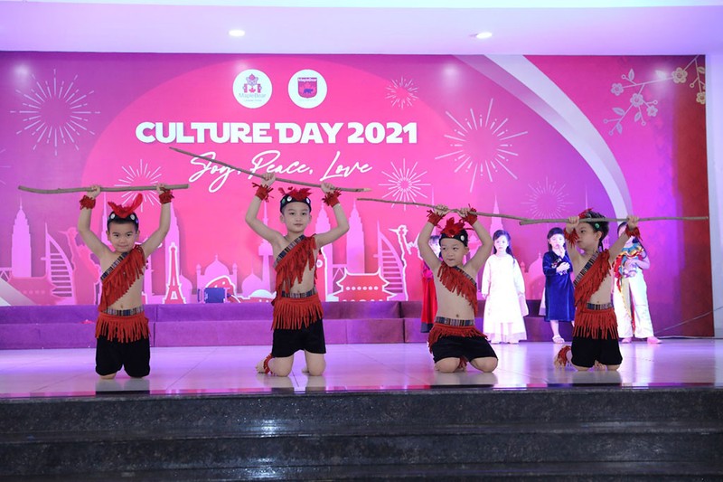 Culture day 2021: Sự kiện văn hóa đa sắc màu của Sunshine Maple Bear ảnh 1