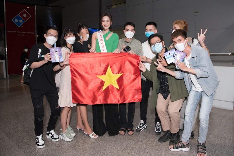Đỗ Thị Hà chính thức lên đường, quay trở lại với Miss World 2021 ảnh 3