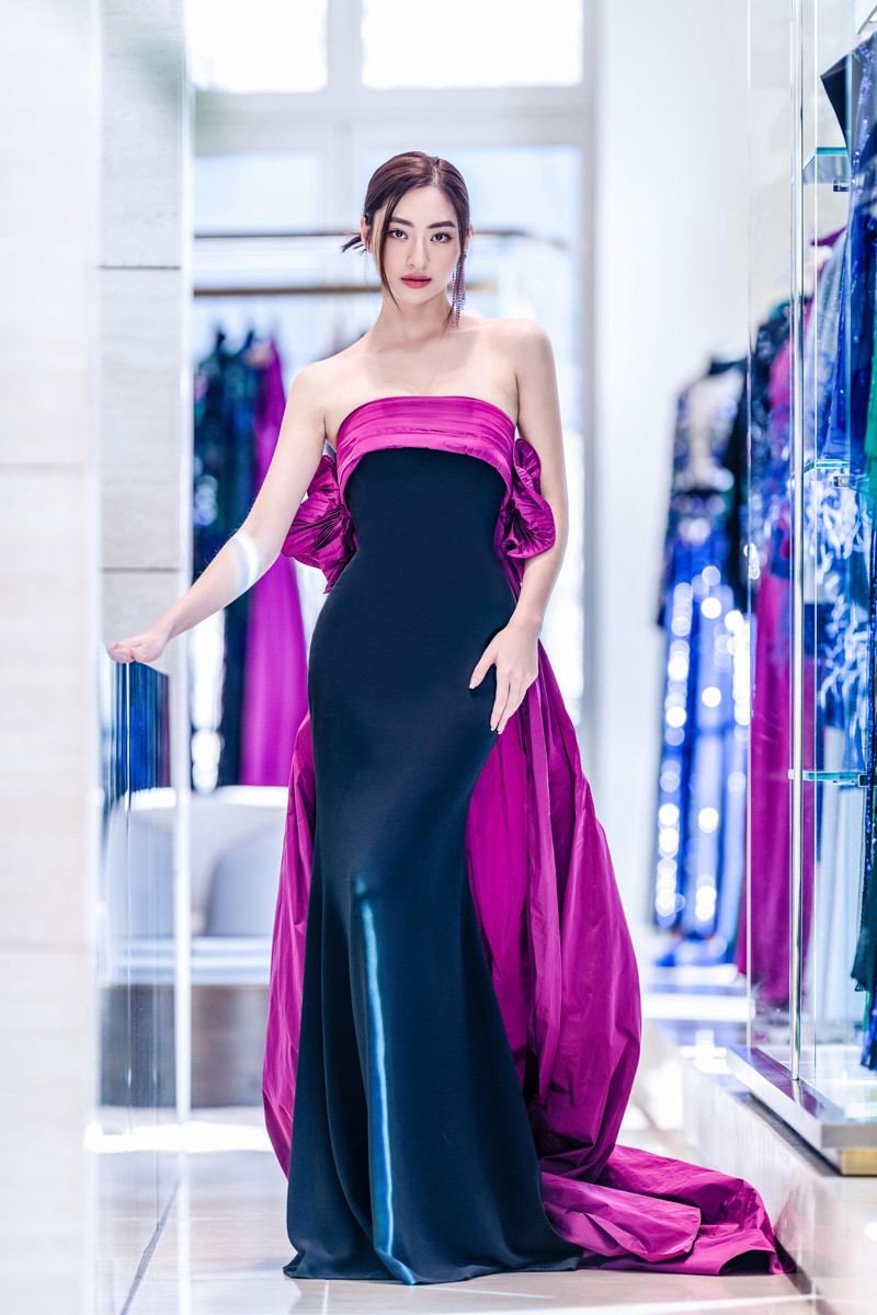 Hoa hậu Lương Thùy Linh, Á hậu Phương Anh gợi cảm với trang phục xuyên thấu ảnh 4