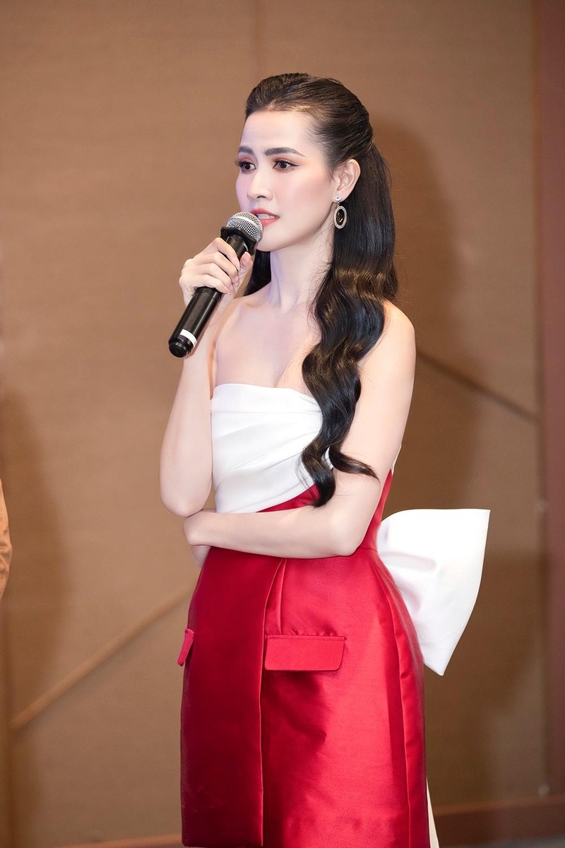 Phan Thị Mơ ngưỡng mộ nét diễn “khóc cười trong chớp mắt” của Thanh Hằng ảnh 1