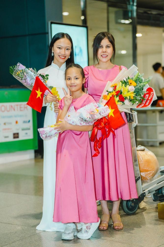 Ba người đẹp Việt dự thi quốc tế ảnh 2