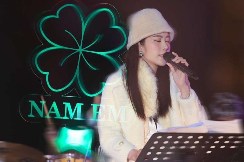 Nam Em rủ thí sinh Miss World Vietnam 2022 hát trong đêm nhạc riêng ở Đà Lạt ảnh 1