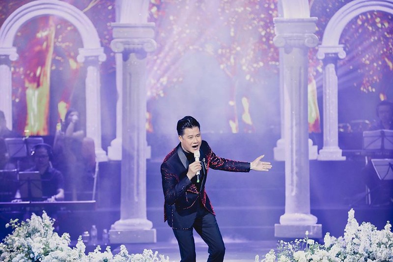 Bằng Kiều, Lệ Quyên, Quang Dũng, Quang Hà thăng hoa trong liveshow ở Hà Nội ảnh 5