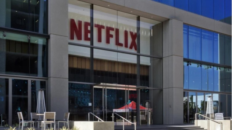 Netflix khẳng định không bị sụp đổ