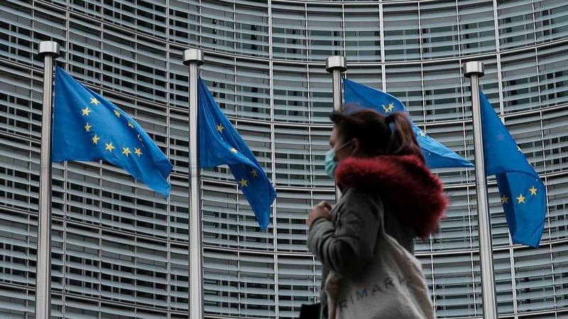 EU xem xét các biện pháp trừng phạt mới đối với Belarus liên quan đến cuộc khủng hoảng di cư ở biên giới Belarus với các nước EU. Ảnh: EPA-EFE