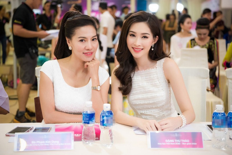 hoa hau viet nam 2016: hoa hau thu thao bat khoc tren ghe nong - 2