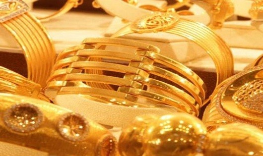 Vàng tiếp tục tăng nhẹ