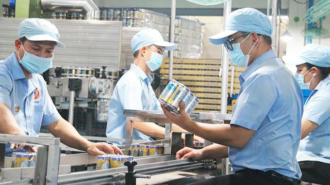 Vừa chống dịch hiệu quả, vừa ổn định, phát triển sản xuất. Ảnh minh họa
