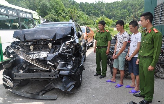 Khởi tố vụ truy sát bằng súng hoa cải ở Hải Dương