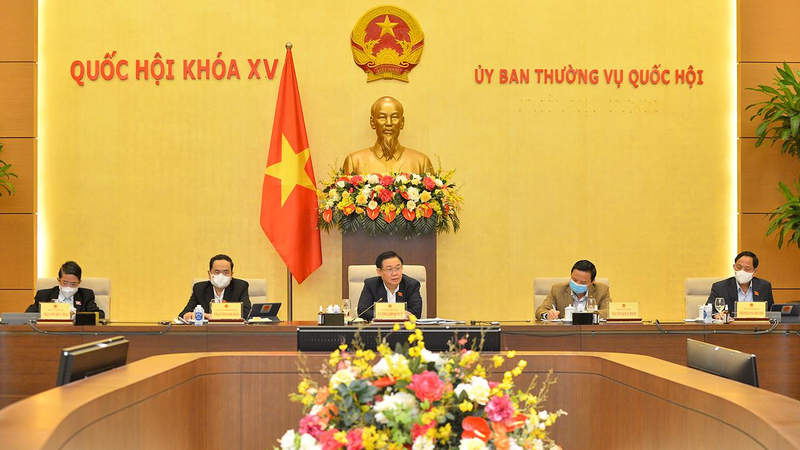 Chủ tịch Quốc hội chủ trì buổi làm việc.
