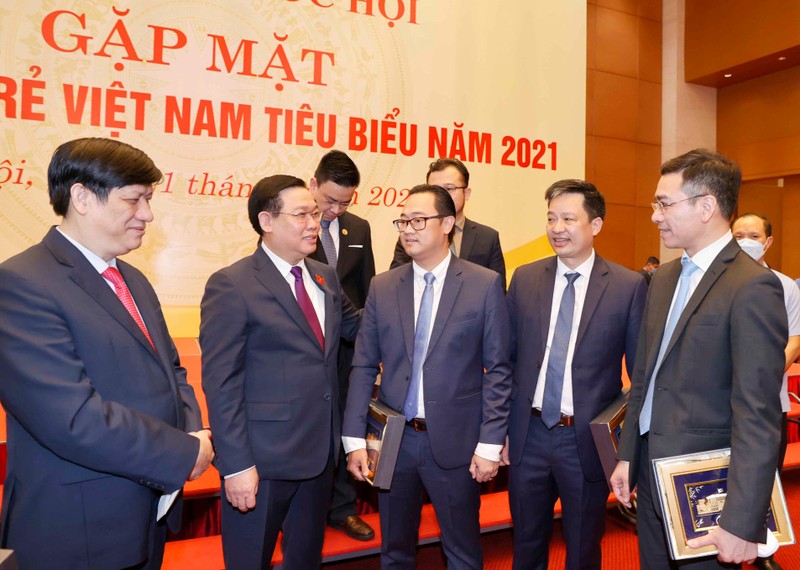 Bồi dưỡng giới thiệu nguồn đại biểu dân cử từ lực lượng thầy thuốc trẻ ảnh 2