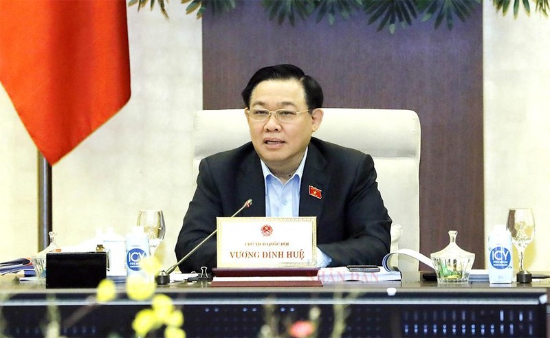 Cuộc sống không có bảo hiểm như cầu thang không có tay vịn ảnh 1