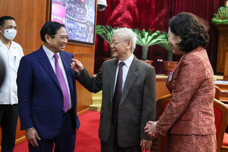 Quyết tâm vượt lên chính mình, khắc phục tư tưởng bằng lòng, trung bình chủ nghĩa (*) ảnh 2